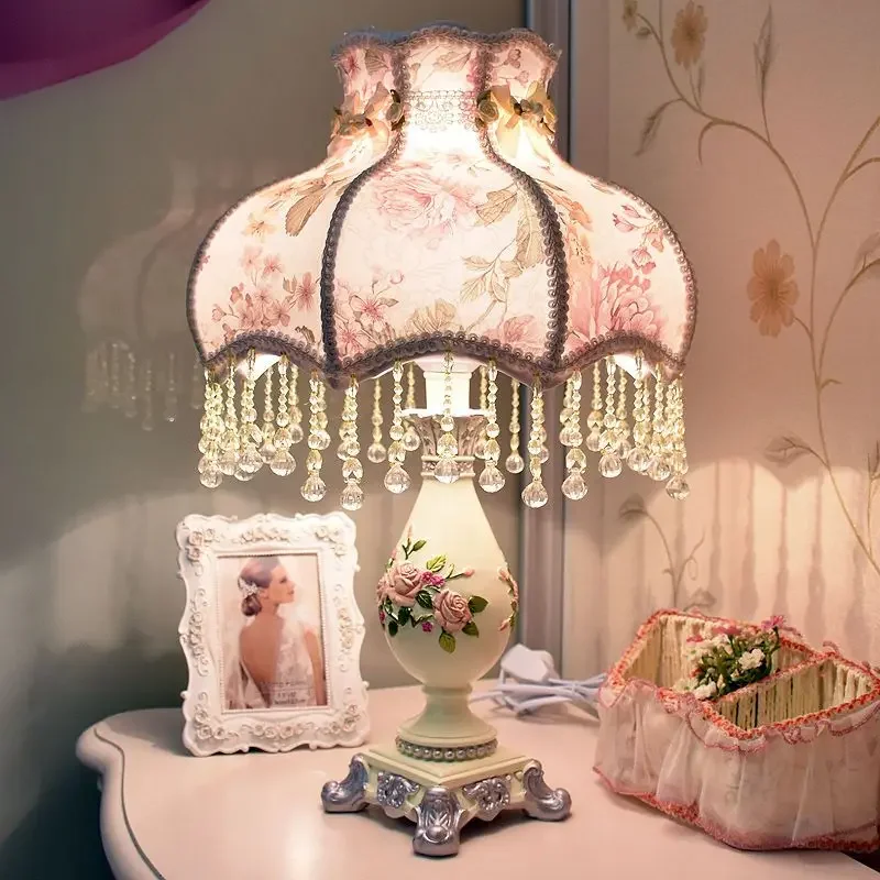 โคมไฟตั้งโต๊ะสไตล์นอร์ดิกวินเท - Decor Lighting The Parade บทวิจารณ์และราคา