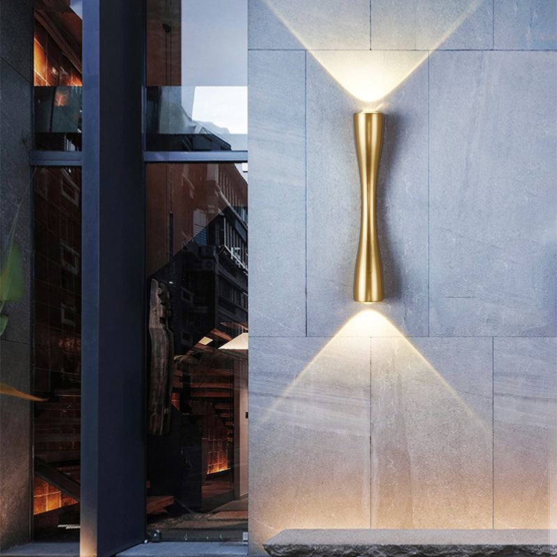 โมเดิร์นโคมไฟติดผนังกันน้ํากลา - Decor Lighting Cy บทวิจารณ์และราคา